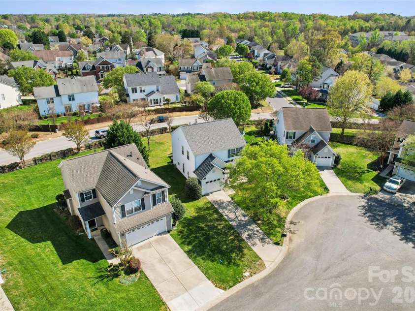 3139 Tanzanite Circle, Fort Mill, SC 29708.  MLS# CAR4360077, YatesRealty ID 9139. 