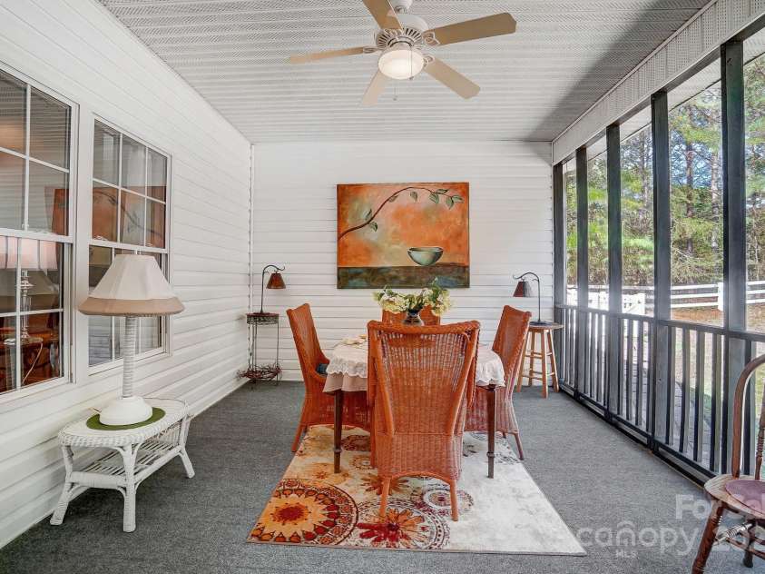 932 Dovefield Drive, York, SC 29745.  MLS# CAR4228457, YatesRealty ID 9139. 