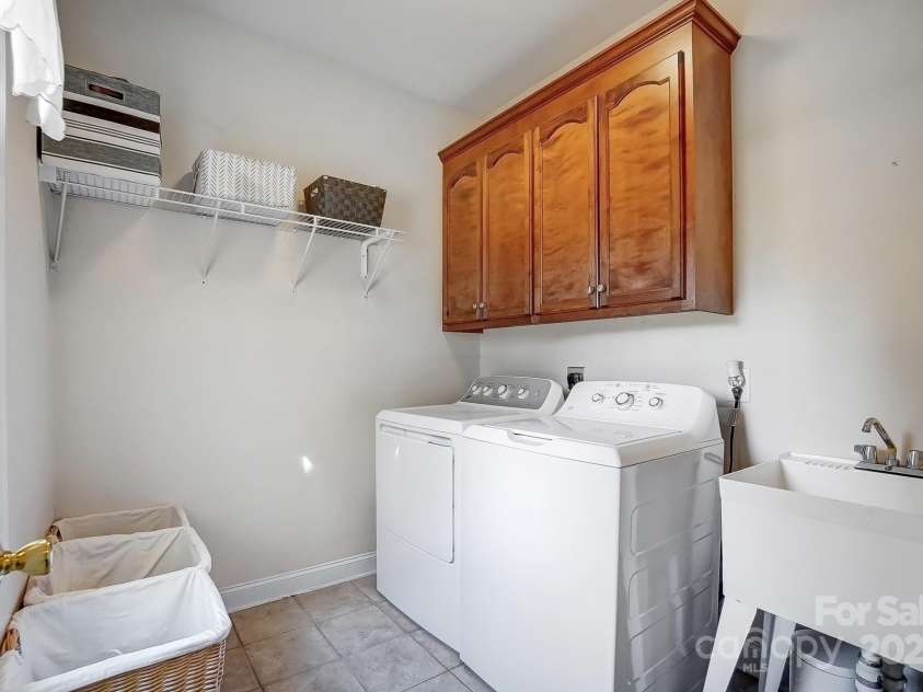 932 Dovefield Drive, York, SC 29745.  MLS# CAR4228457, YatesRealty ID 9139. Laundry room on main floor