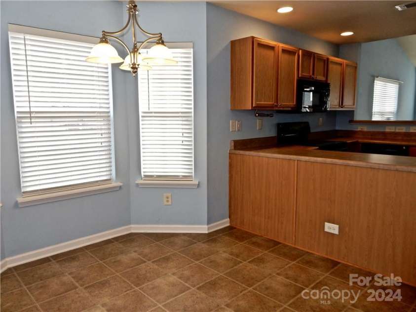 7374 Sun Dance Drive, Fort Mill, SC 29707.  MLS# CAR4201901, YatesRealty ID 914. Dining Area