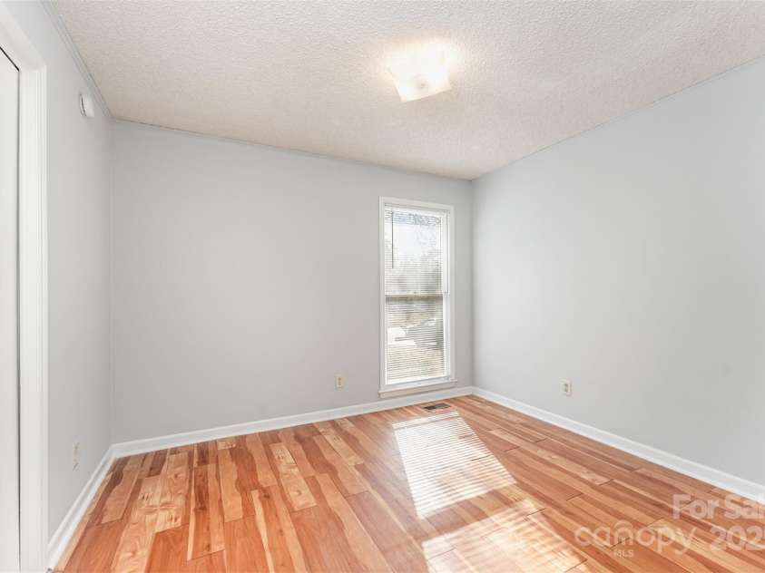 8331 Gera Emma Drive, Charlotte, NC 28215.  MLS# CAR4320763, YatesRealty ID 914. 