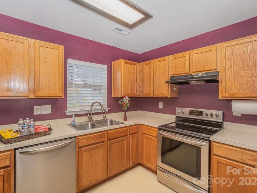 101 Arbridge Court, Mount Holly, NC 28120.  MLS# CAR4219388, YatesRealty ID 9140. 