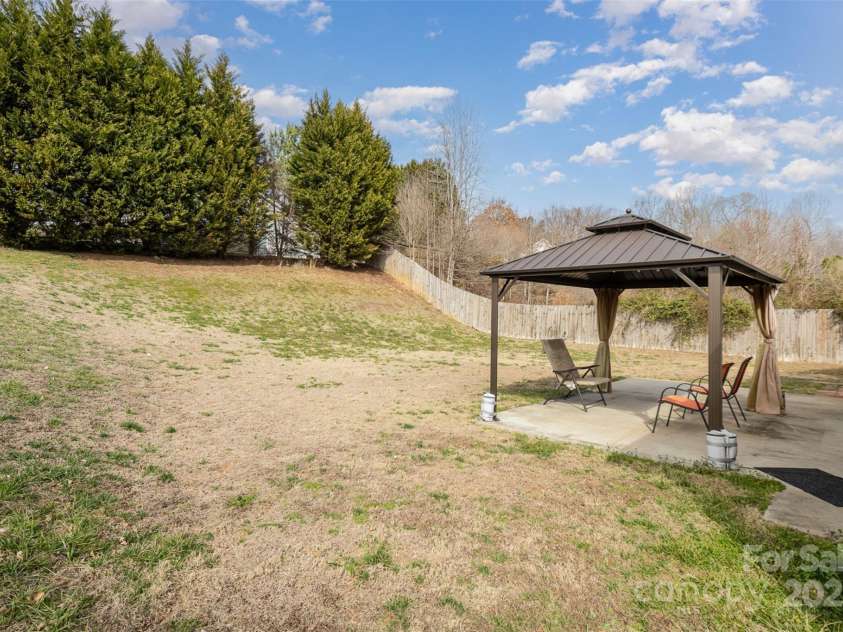 101 Arbridge Court, Mount Holly, NC 28120.  MLS# CAR4219388, YatesRealty ID 9140. 