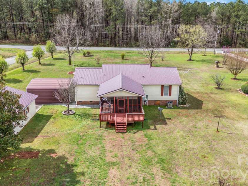 111 Flushing Drive, York, SC 29745.  MLS# CAR4356810, YatesRealty ID 9141. 