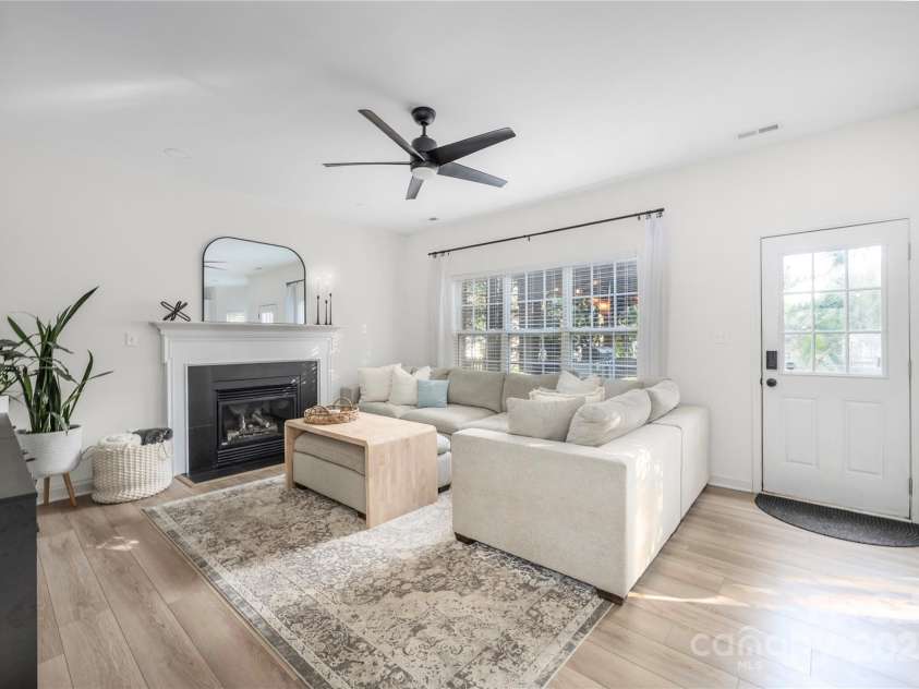 155 Samdusky Lane, Mooresville, NC 28117.  MLS# CAR4316921, YatesRealty ID 9142. 