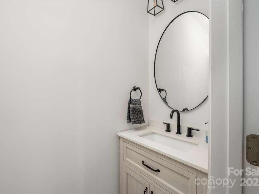 155 Samdusky Lane, Mooresville, NC 28117.  MLS# CAR4316921, YatesRealty ID 9142. 