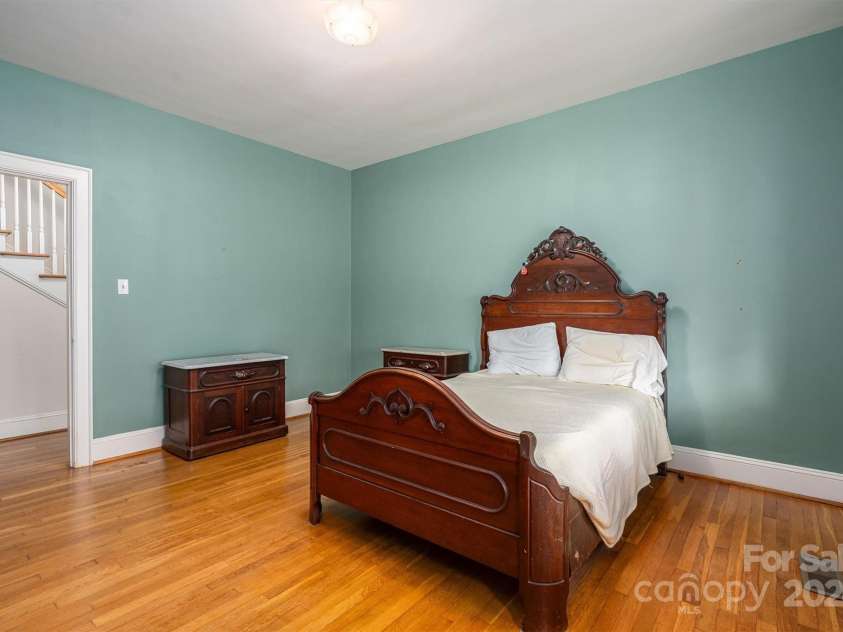 424 College Avenue, Newton, NC 28658.  MLS# CAR4189231, YatesRealty ID 9142. Bedroom 2 Veiw 2