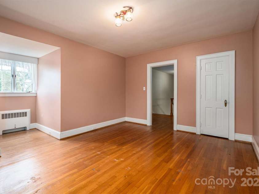 424 College Avenue, Newton, NC 28658.  MLS# CAR4189231, YatesRealty ID 9142. Bedroom 3 View 2