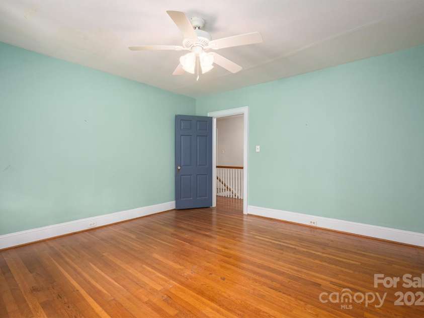 424 College Avenue, Newton, NC 28658.  MLS# CAR4189231, YatesRealty ID 9142. Bedroom 4 Veiw 2