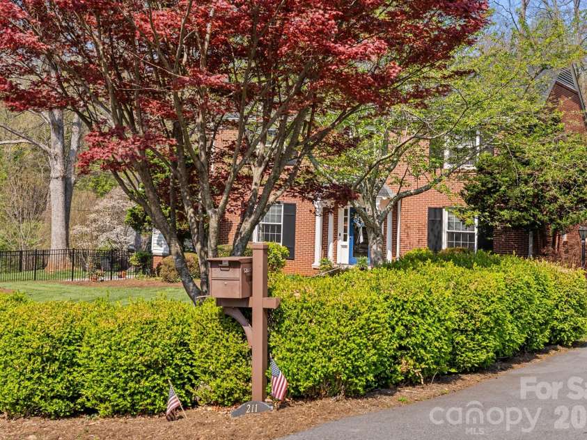 211 Dutchman Creek Road, Elkin, NC 28621.  MLS# CAR4363147, YatesRealty ID 9143. 