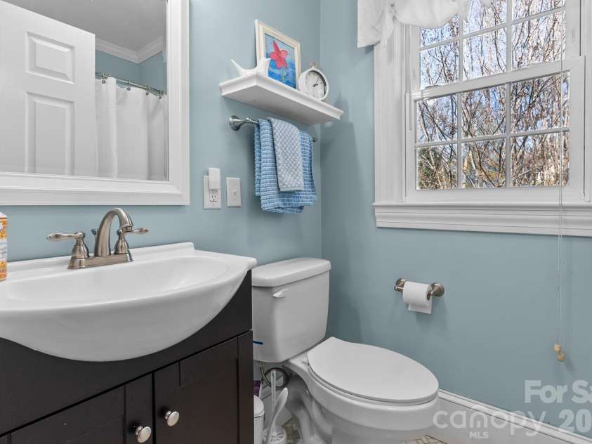 211 Dutchman Creek Road, Elkin, NC 28621.  MLS# CAR4363147, YatesRealty ID 9143. 