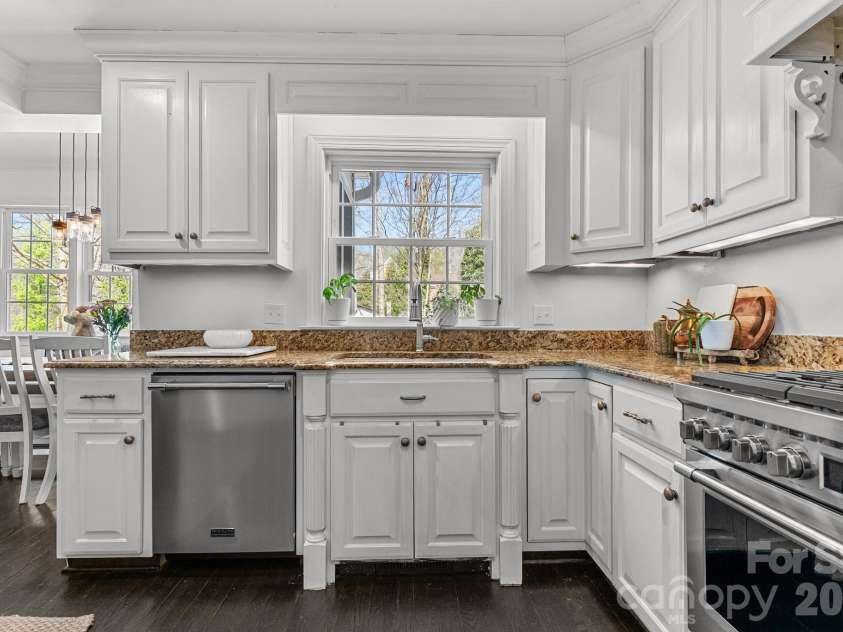 211 Dutchman Creek Road, Elkin, NC 28621.  MLS# CAR4363147, YatesRealty ID 9143. 