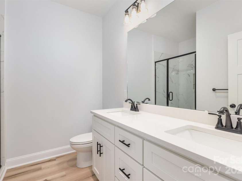 402 Walker Street, Kannapolis, NC 28081.  MLS# CAR4233592, YatesRealty ID 9143. 