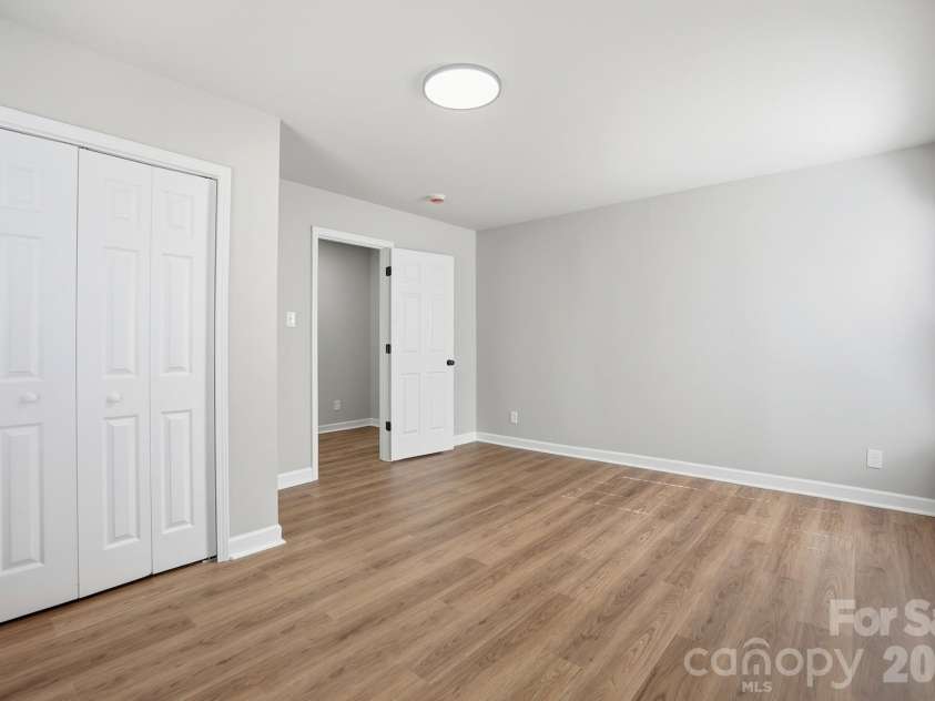 5236 Galway Drive, Charlotte, NC 28215.  MLS# CAR4354204, YatesRealty ID 9144. Bedroom 4