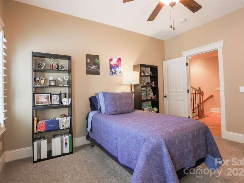 152 Bay Shore Loop, Mooresville, NC 28117.  MLS# CAR4286002, YatesRealty ID 9145. 