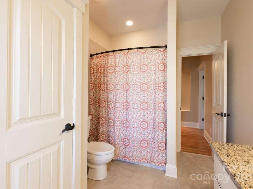 152 Bay Shore Loop, Mooresville, NC 28117.  MLS# CAR4286002, YatesRealty ID 9145. 