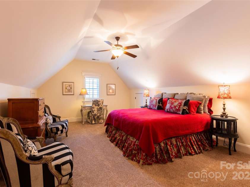 152 Bay Shore Loop, Mooresville, NC 28117.  MLS# CAR4286002, YatesRealty ID 9145. 