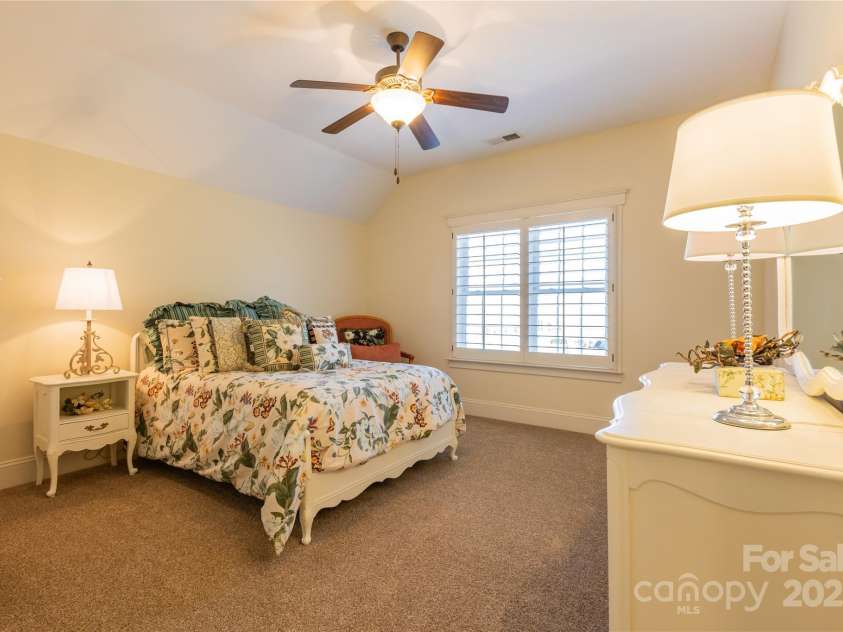 152 Bay Shore Loop, Mooresville, NC 28117.  MLS# CAR4286002, YatesRealty ID 9145. 