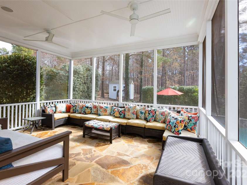 152 Bay Shore Loop, Mooresville, NC 28117.  MLS# CAR4286002, YatesRealty ID 9145. 