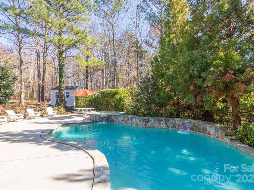 152 Bay Shore Loop, Mooresville, NC 28117.  MLS# CAR4286002, YatesRealty ID 9145. 