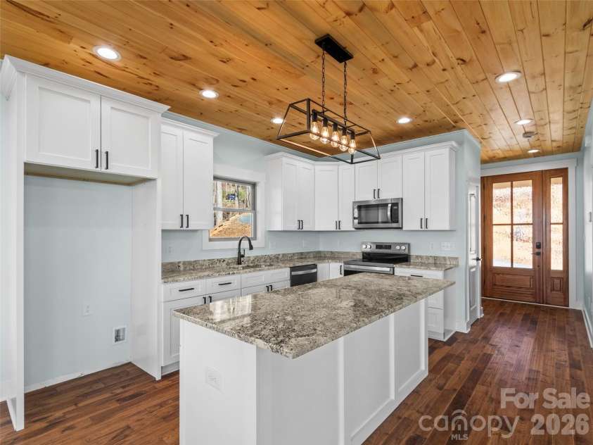 2272 Pinnacle Parkway, Union Mills, NC 28167.  MLS# CAR4356349, YatesRealty ID 9145. 