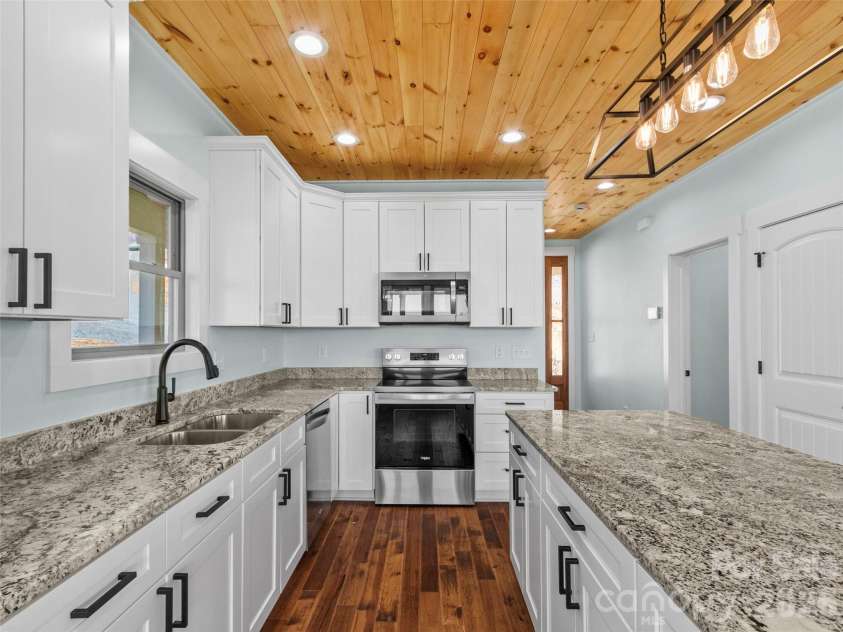 2272 Pinnacle Parkway, Union Mills, NC 28167.  MLS# CAR4356349, YatesRealty ID 9145. 