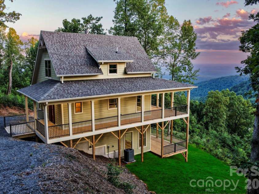 2272 Pinnacle Parkway, Union Mills, NC 28167.  MLS# CAR4416239, YatesRealty ID 9145. 