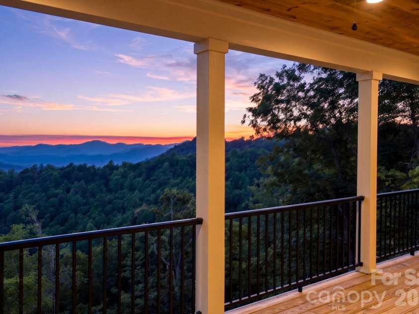 2272 Pinnacle Parkway, Union Mills, NC 28167.  MLS# CAR4416239, YatesRealty ID 9145. 