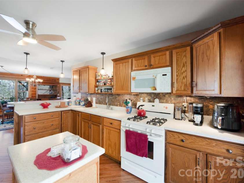150 Sorghum Drive, Waynesville, NC 28785.  MLS# CAR4377176, YatesRealty ID 9146. 