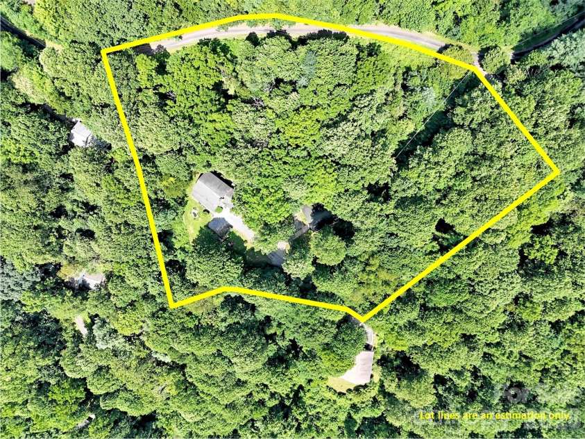 150 Sorghum Drive, Waynesville, NC 28785.  MLS# CAR4399884, YatesRealty ID 9146. 
