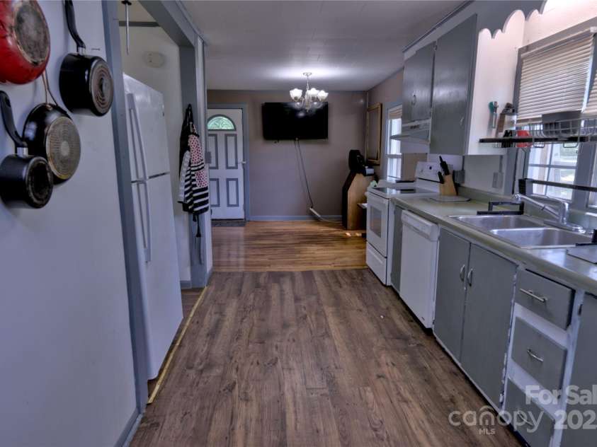 515 Upper Spencer Mountain Road, Stanley, NC 28164.  MLS# CAR4251683, YatesRealty ID 9146. 