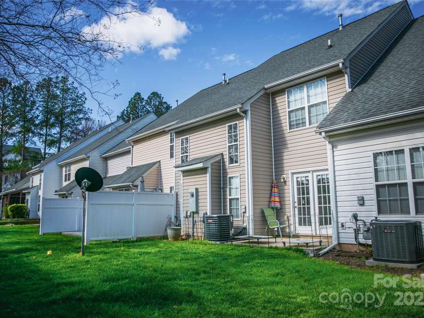 11907 Maria Ester Court, Charlotte, NC 28277.  MLS# CAR4222472, YatesRealty ID 9148. Backyard