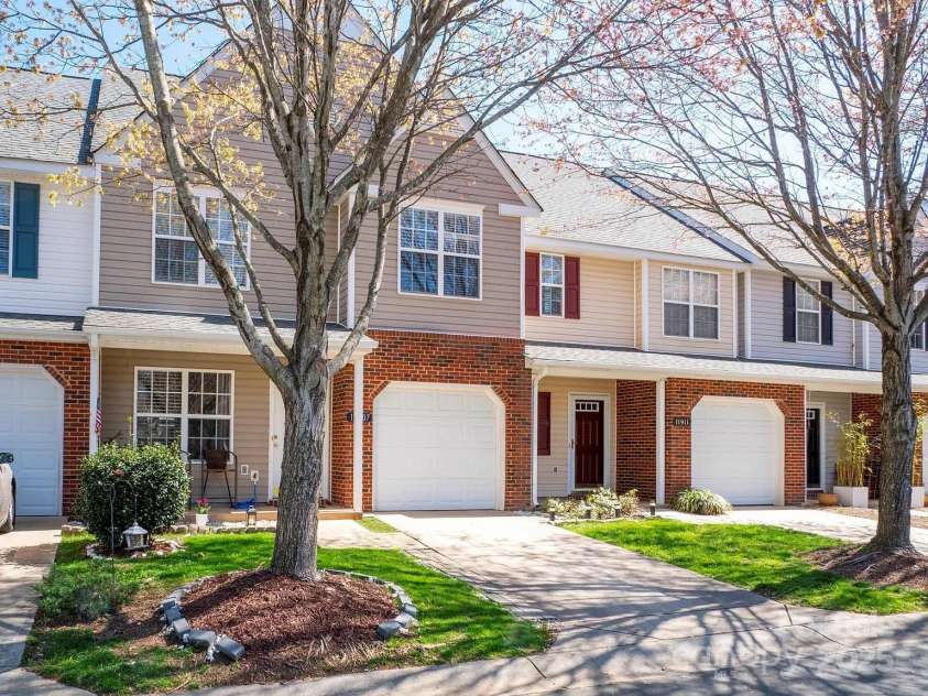 11907 Maria Ester Court, Charlotte, NC 28277.  MLS# CAR4222472, YatesRealty ID 9148. Front Elevation
