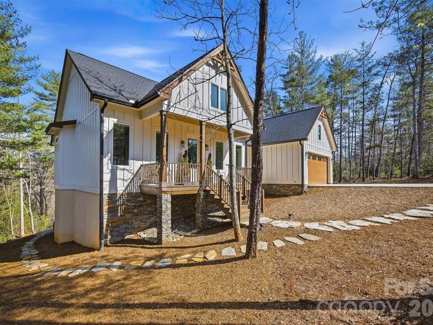 217 Sycamore Drive, Nebo, NC 28761.  MLS# CAR4364712, YatesRealty ID 9148. 