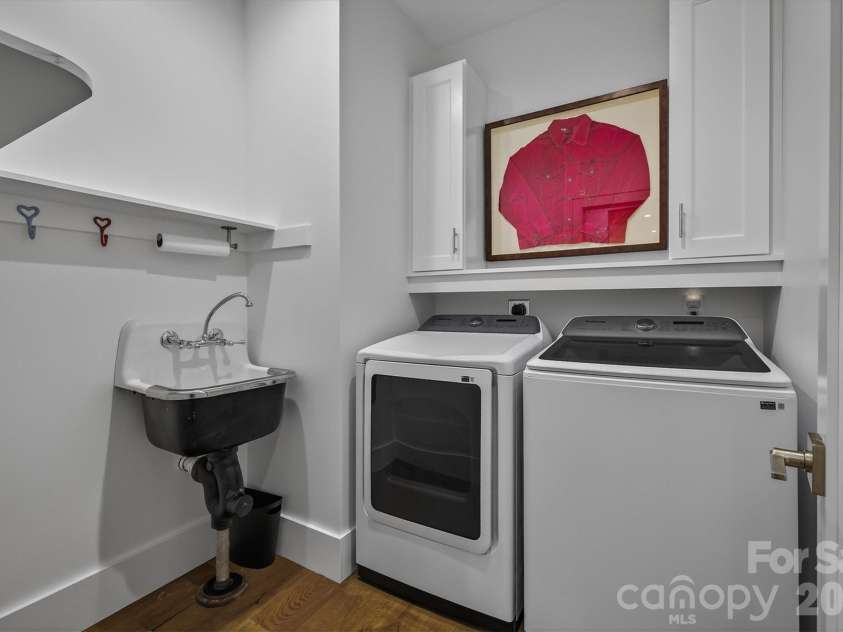 217 Sycamore Drive, Nebo, NC 28761.  MLS# CAR4364712, YatesRealty ID 9148. Laundry Room