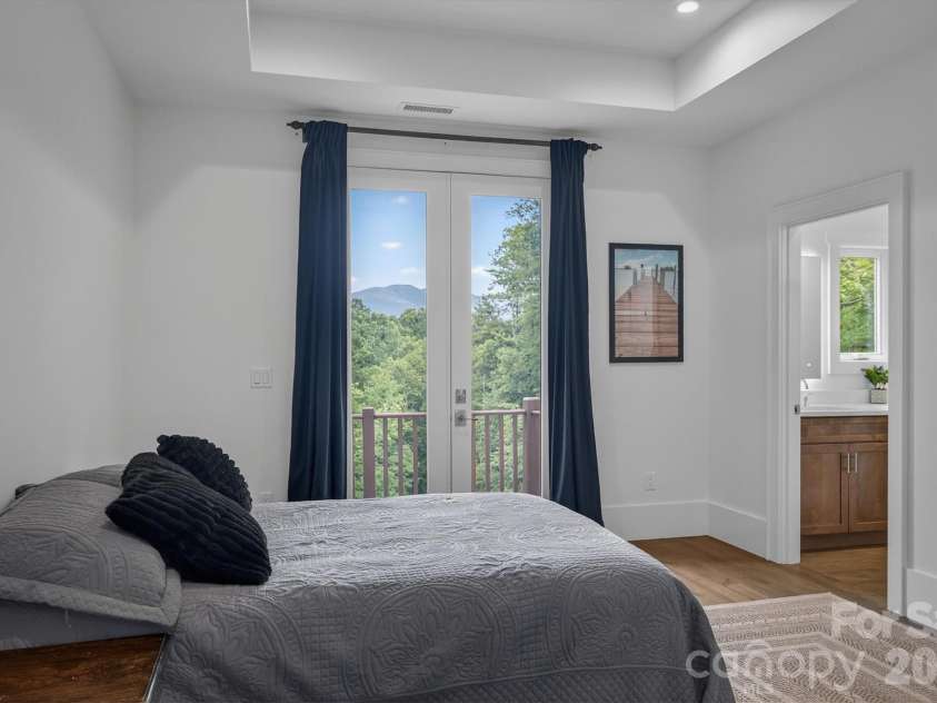 217 Sycamore Drive, Nebo, NC 28761.  MLS# CAR4364712, YatesRealty ID 9148. Primary Bedroom