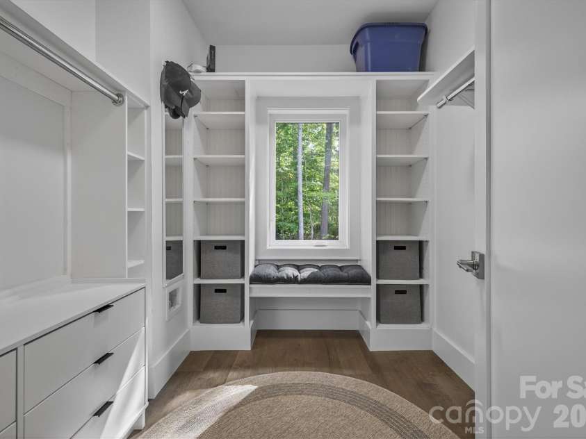 217 Sycamore Drive, Nebo, NC 28761.  MLS# CAR4364712, YatesRealty ID 9148. Primary Closet