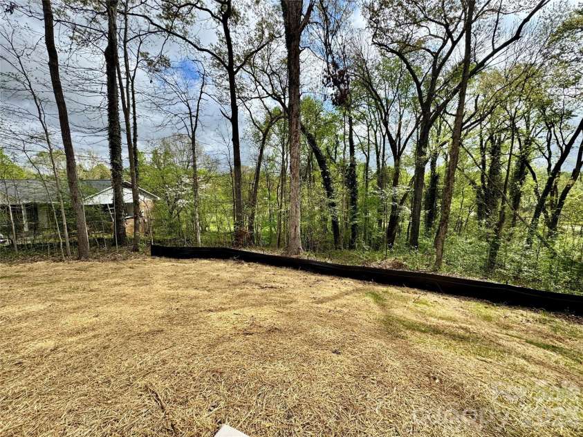 818 Pine Hill Drive, Granite Quarry, NC 28146.  MLS# CAR4365517, YatesRealty ID 9149. 