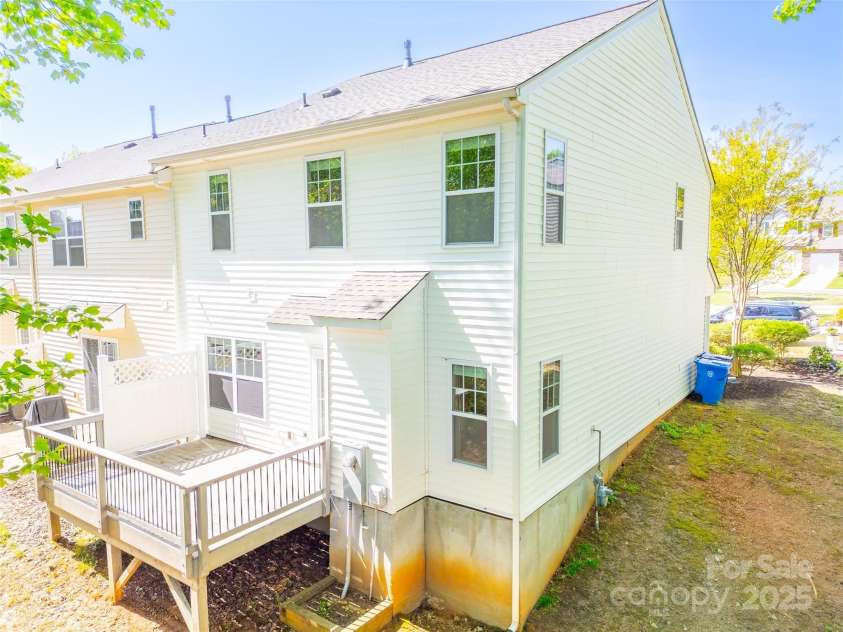 162 Limerick Road, Mooresville, NC 28115.  MLS# CAR4242807, YatesRealty ID 9150. 