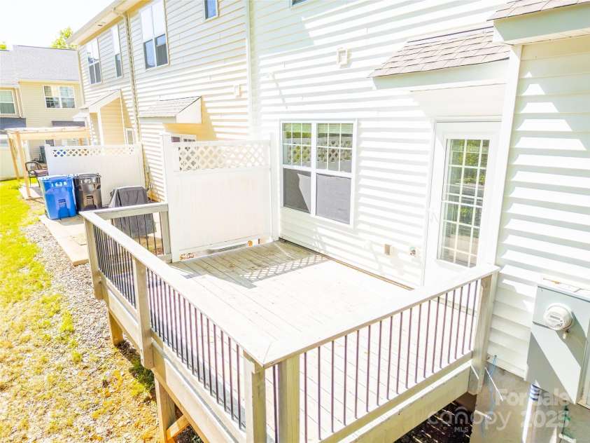 162 Limerick Road, Mooresville, NC 28115.  MLS# CAR4242807, YatesRealty ID 9150. 
