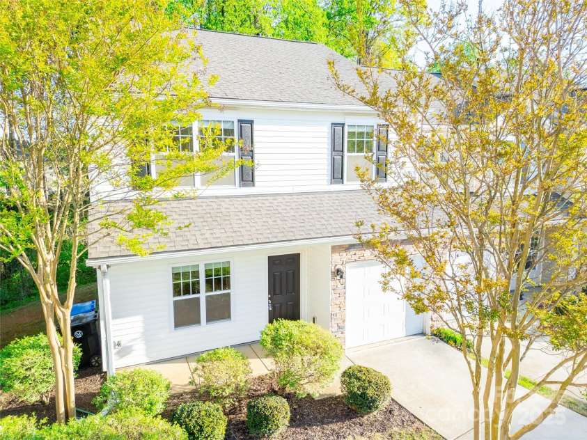 162 Limerick Road, Mooresville, NC 28115.  MLS# CAR4242807, YatesRealty ID 9150. 