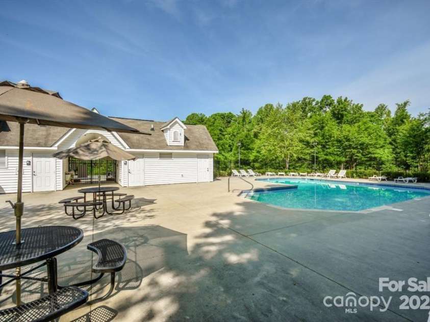 162 Limerick Road, Mooresville, NC 28115.  MLS# CAR4242807, YatesRealty ID 9150. Community Pool