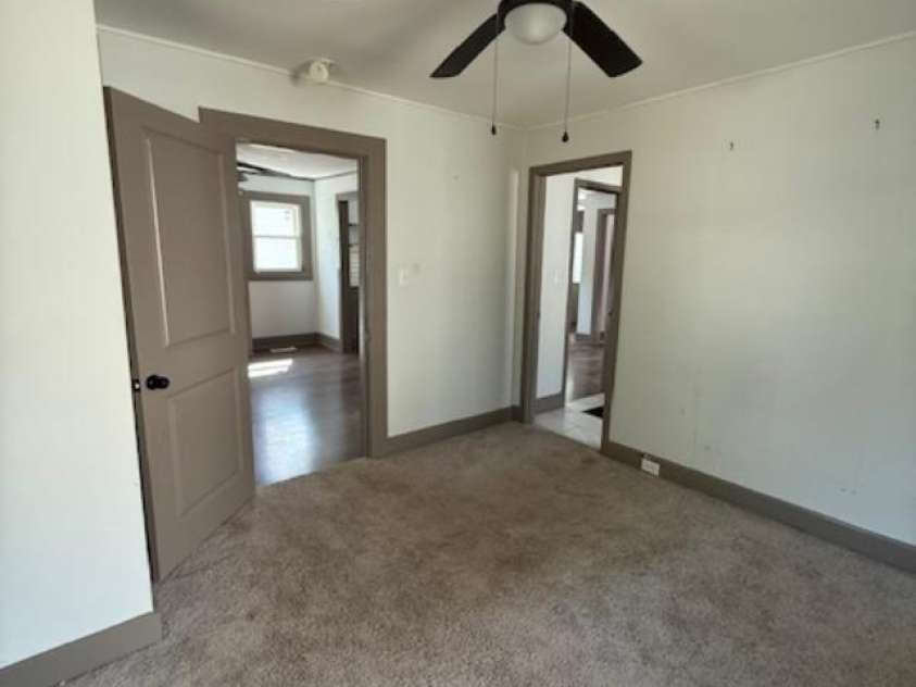 807 Carolyn Avenue, Kannapolis, NC 28083.  MLS# CAR4308585, YatesRealty ID 9150. 