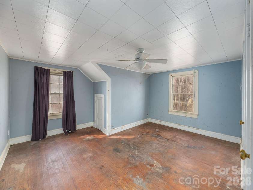 92 Mauney Cove Road, Waynesville, NC 28786.  MLS# CAR4334842, YatesRealty ID 9151. 
