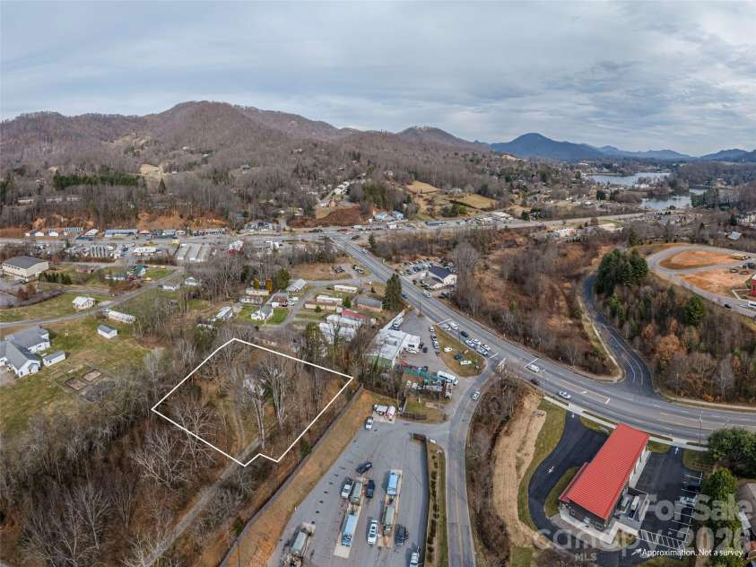92 Mauney Cove Road, Waynesville, NC 28786.  MLS# CAR4334842, YatesRealty ID 9151. 