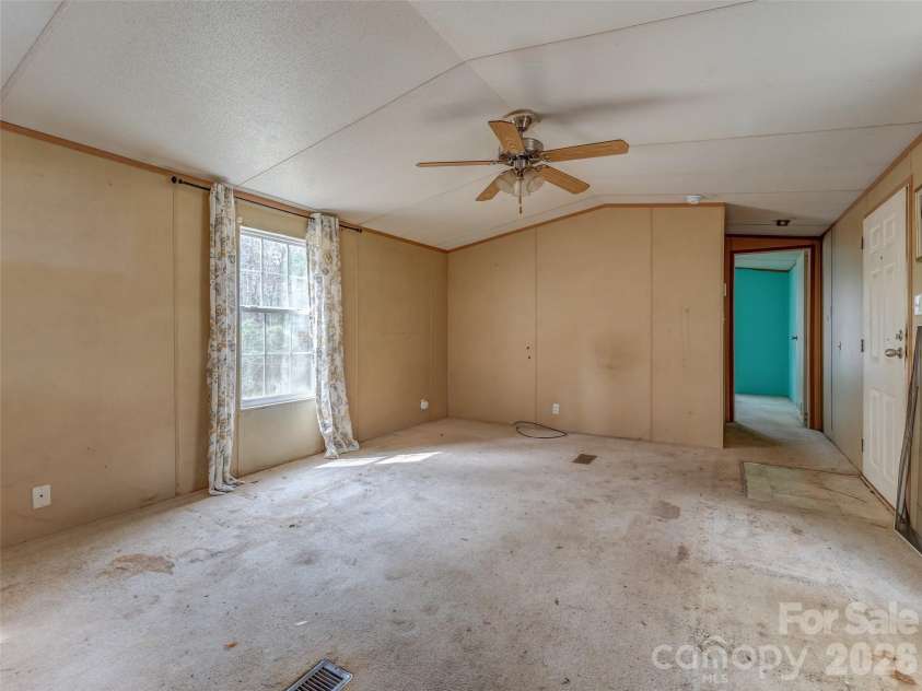 206 Chapman Hill Road, Pisgah Forest, NC 28768.  MLS# CAR4363155, YatesRealty ID 9152. 