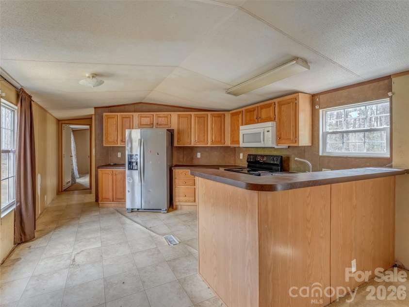 206 Chapman Hill Road, Pisgah Forest, NC 28768.  MLS# CAR4363155, YatesRealty ID 9152. 
