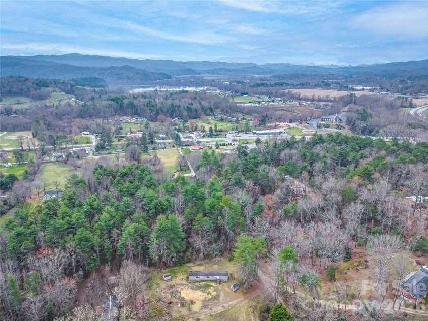 206 Chapman Hill Road, Pisgah Forest, NC 28768.  MLS# CAR4363155, YatesRealty ID 9152. 