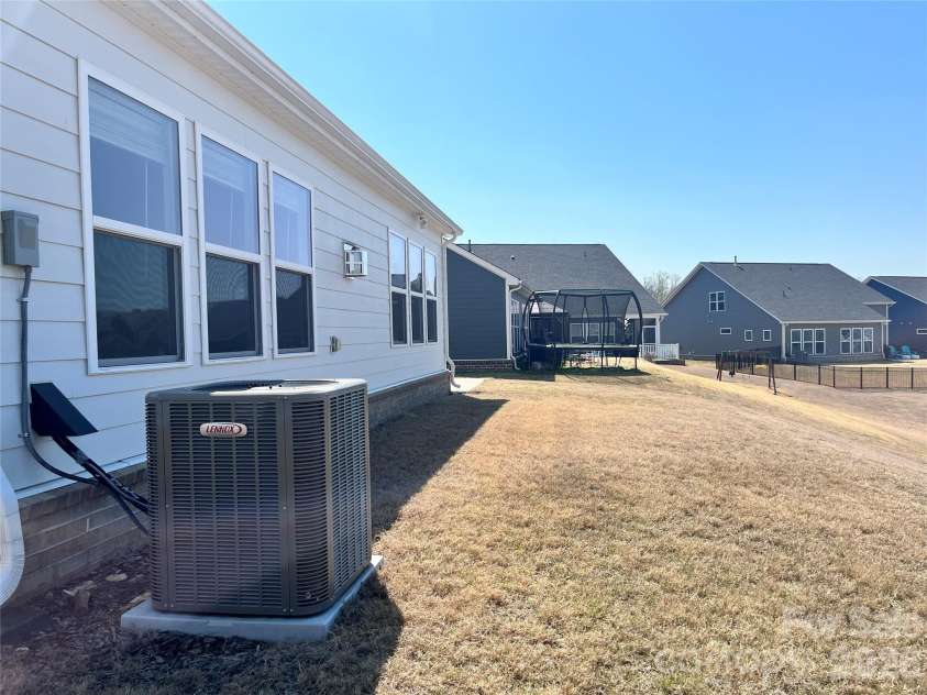 1111 Kalli Drive, Matthews, NC 28104.  MLS# CAR4360070, YatesRealty ID 9154. 
