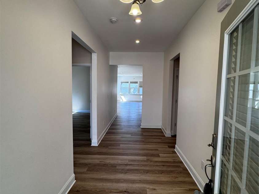 1111 Kalli Drive, Matthews, NC 28104.  MLS# CAR4360070, YatesRealty ID 9154. Entry way